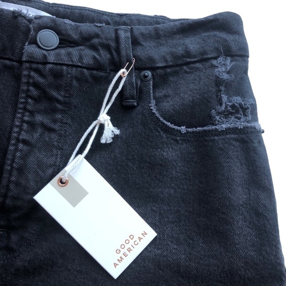 Good American NWT Black Cut Off Shorts Size 2 - Picture 5 of 12